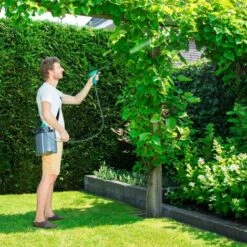 VONROC Spruzzatore A Pressione 5L - 4V. Include 2 Lance E Cavo Di Ricarica USB