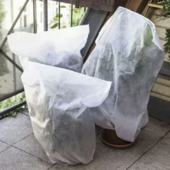 Cappuccio 4 Pezzi Protezione Pianta TNT 100X80 Sacchi Antigelo Telo Copri Piante -Protezioni per piante in Italia 61226146 4